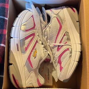 Avia Women's Athletic Shoes in Pink and White